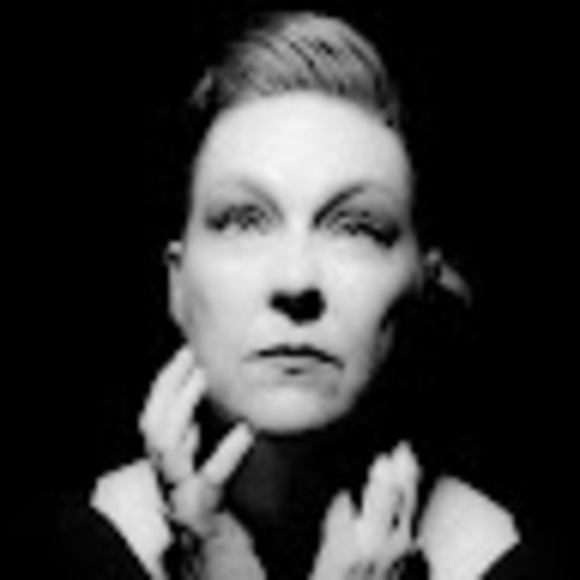 Meet your Posher, Leah - Picture 1 of 1